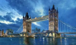 AN EVENING IN LONDON