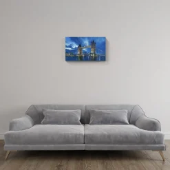 AN EVENING IN LONDON